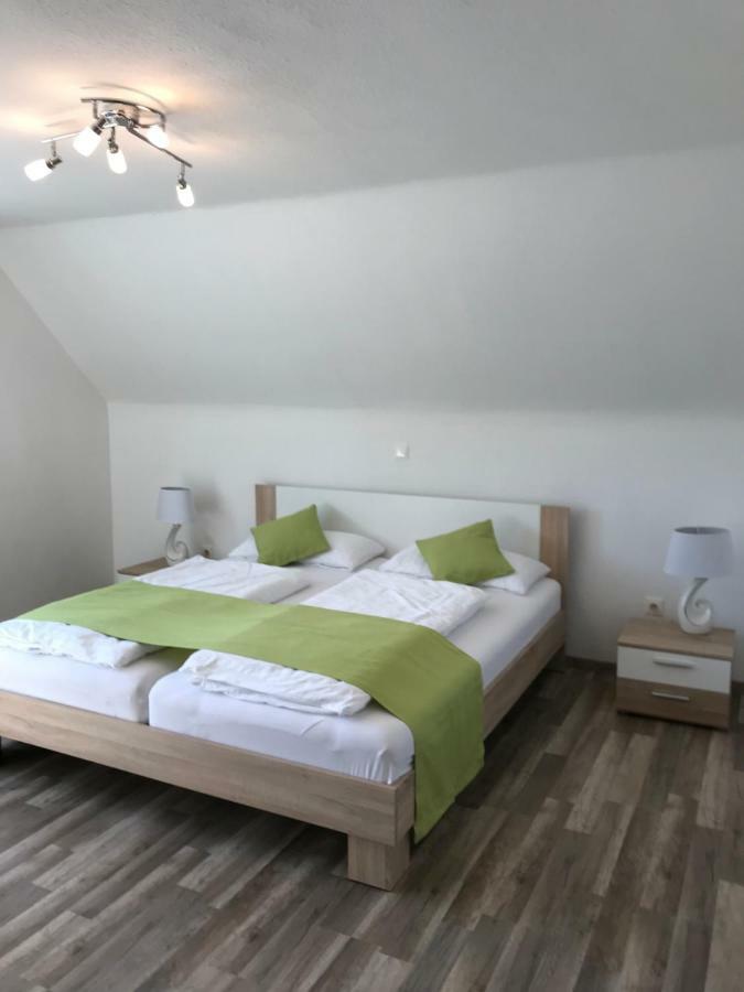 Ferienhaus Heil Нойштадт-ан-дер-Вайнштрасе Экстерьер фото